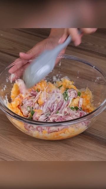 If you have 3 potatoes and onions at home, prepare this wonderful ribs for lunch or dinner. смотреть онлайн