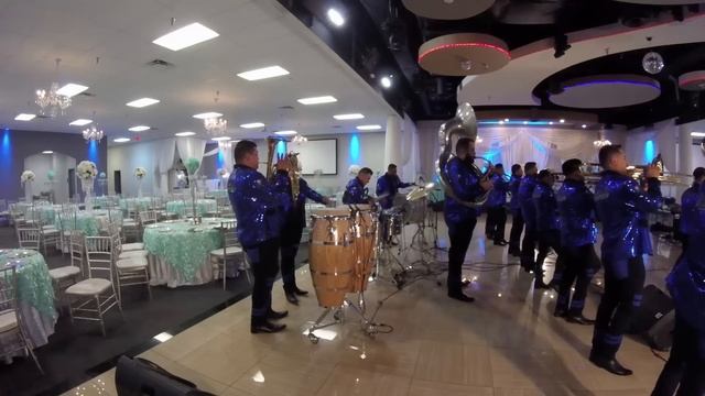 Banda La Alterada- La Cuichi (en vivo) смотреть онлайн