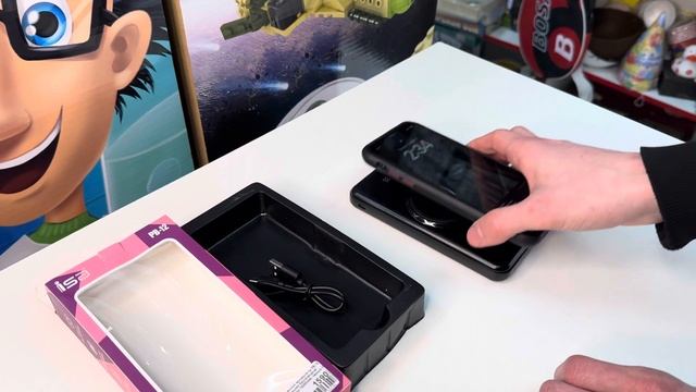 Обзор внешнего аккумулятора Isa pb-12 с беспроводной зарядкой и встроенными проводами от fodar.ru смотреть онлайн