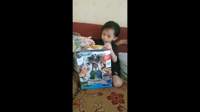 Tobot MAGMA 6 Keren Banget || Unboxing Mainan baru Rey dari Mama смотреть онлайн
