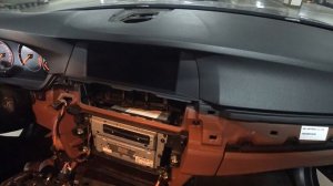 BMW F10 센터 대시보드 스피커 DIY: BMW F10 Center Speaker Intallation