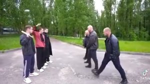 ГЕЛИК это бандитская тачка!