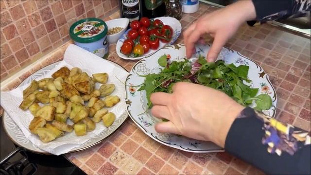 Праздничный Салат из Хрустящих Баклажанов, Помидоров и сыра Страчателла. Невероятно вкусный и легки
