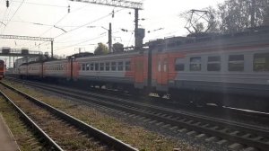 Прибытие электропоезда на станцию Узуново