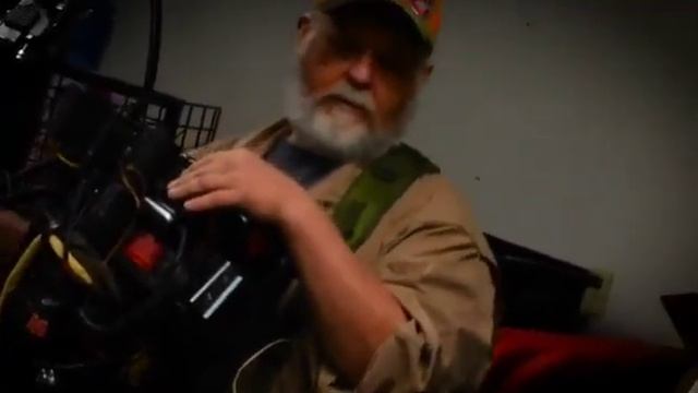 Ghostbusters haslab proton pack unboxing event compilation vid. смотреть онлайн