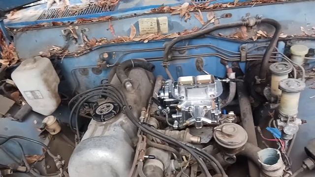 75 Datsun 620 New Weber 32/36 Carb Installed On 4cyl L20B w/Points смотреть онлайн