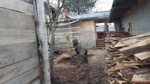 Деревенский водопровод. Закапываю траншею в ноябре месяце.