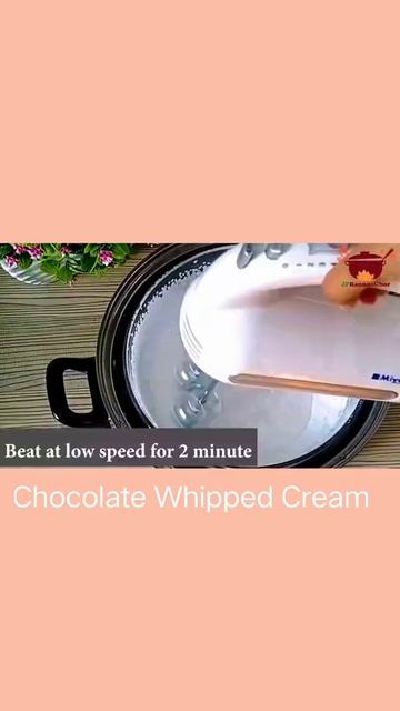 Chocolate Whipped Cream Frosting смотреть онлайн