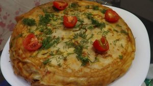 Блинный пирог с курицей и грибами