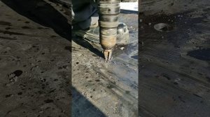 Сверление стали ст3 толщиной 10мм ступенчатым сверлом.