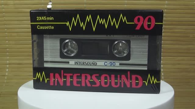 Пара китайских кассет