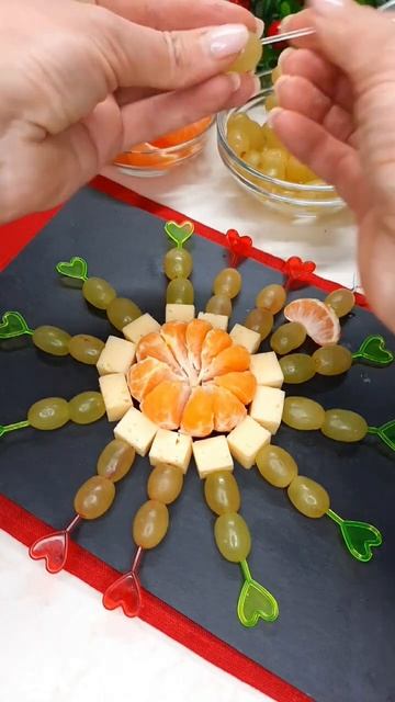 Простая и вкусная фруктовая закуска на праздничный стол. Канапе. #shorts