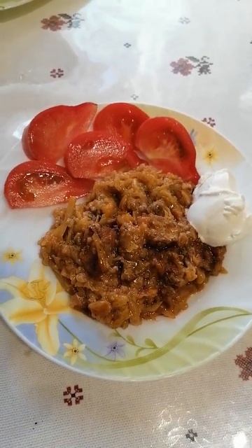 какова хозяюшка, таков и ужин. Ленивые голубцы смотреть онлайн