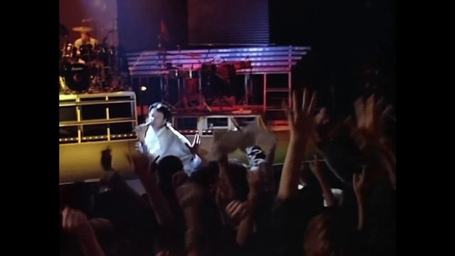 Simple Minds - Sanctify Yourself смотреть онлайн