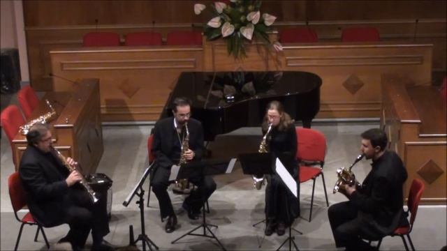 "OPEN SAX QUARTET" play DIXIE FOR SAX by Pedro Iturralde.wmv смотреть онлайн