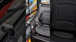 Мини погрузчик NEW HOLLAND L215 экспресс-обзор от Пудан Дениса