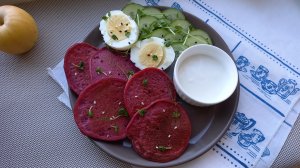 Свекольные оладьи