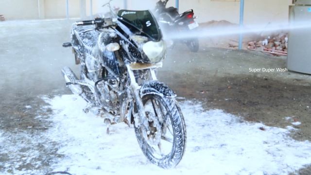 Old Pulsar Bike Washing Video - Dirty Muddy Bike Foam Washing - Old Bike Restoration смотреть онлайн