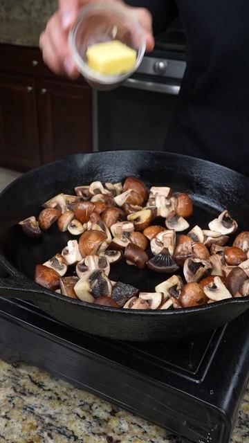 How to Make: Creamy Mushroom Sauce смотреть онлайн