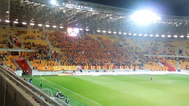 Атмосфера на стадионе Ягеллонии смотреть онлайн