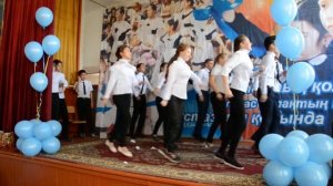 Выступление на День Учителя от 10"А" класса