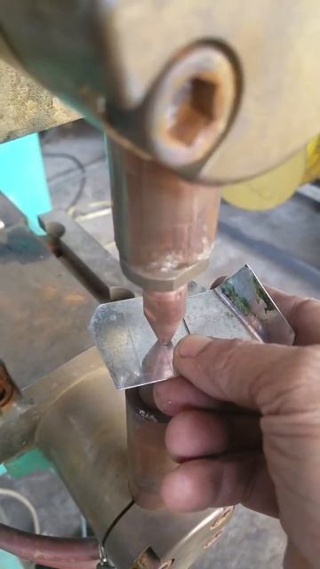 máy hàn inverter 3 pha 380 volt, 90 kva ,DC output смотреть онлайн