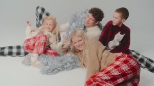 Музыка из рекламы SELA - Праздничные мы (Россия) (2024)