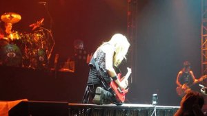 Nita Strauss Performs the Amazing Whammy Bar Levitation! - November 23, 2014
