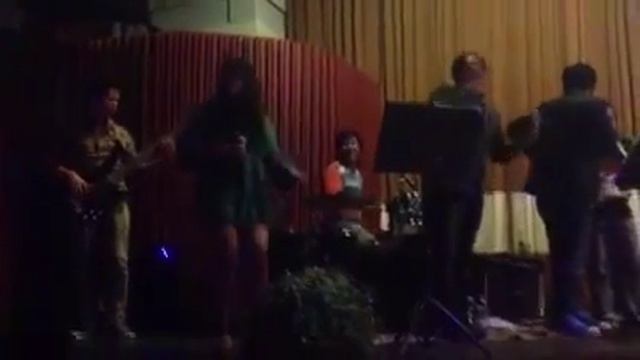 NOTHIN ON YOU performed by DEKADA (Live Cover) смотреть онлайн