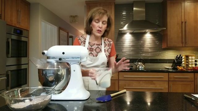 Raspberry Red Velvet Whoopie Pies with Chef Gail Sokol смотреть онлайн