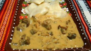 Мачанка из белых грибов и шампиньонов