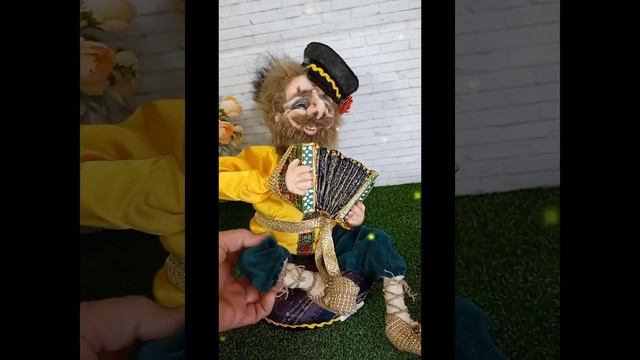Кукла из капрона "Гармонист"