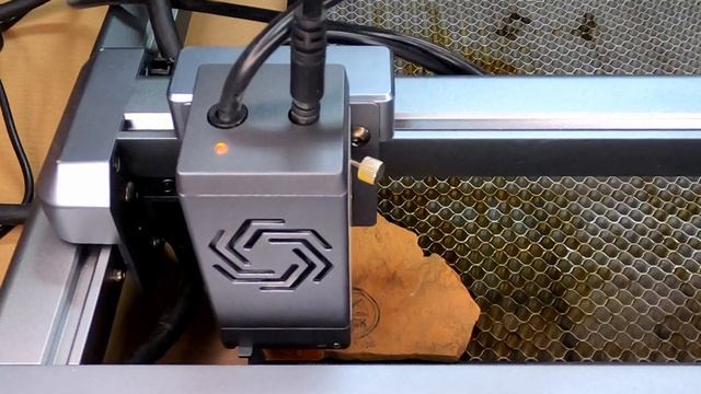 The world's first laser engraver whose black/white engraving speed can truly reach 20,000mm/min. смотреть онлайн