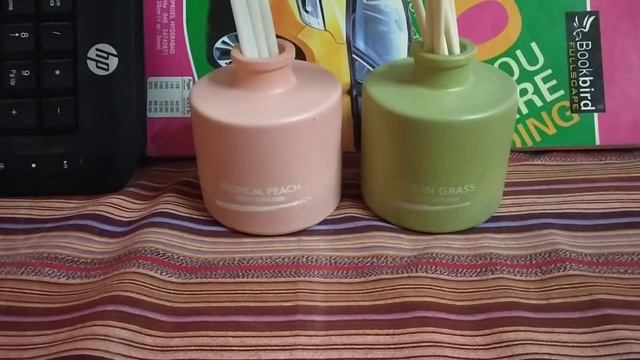 Comparing Peach & Lemon diffusers from Miniso inkjet scent diffuser series. смотреть онлайн