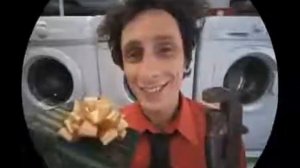 Открывай это подарки от Эльдорадо (мем)