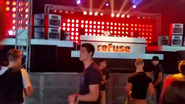 Spitfire @ Decibel смотреть онлайн