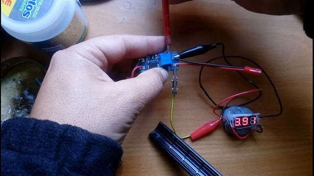 1cell battery+ step up voltage Regulator смотреть онлайн