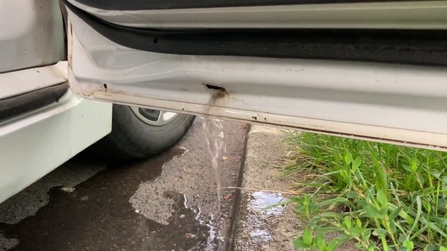 Opel Ampera / Chevrolt Volt water inside doors смотреть онлайн