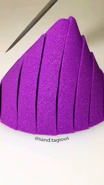 Purple Cone #satisfying #kineticsand #asmr смотреть онлайн