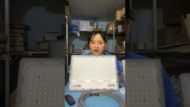 Xả kho sale 50% các mẫu đèn năng lượng смотреть онлайн