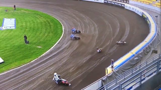 Crash!!! Wadim Tarasienko! Toruń vs Daugavpils!!! смотреть онлайн