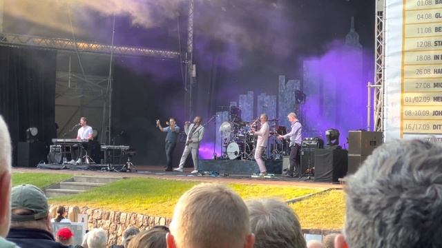 Mike and the mechanics - Get up, live at Hamburg Open Air 2023 смотреть онлайн
