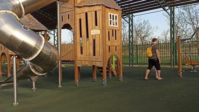 ВСЯ ПРАВДА ПРО ЗОЛОТЫЕ ПЕСКИ ! Водохранилище по цене моря?