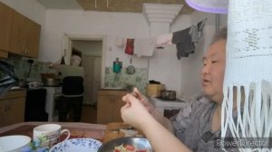 Аборигенка. К родителям. Какая я была злая в гараже Соседский кот Жизнь глубинке России.