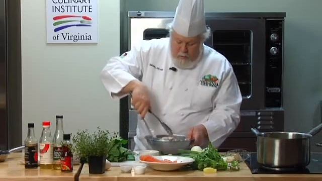 Virginia Farm Bureau-Chef Maxwell's Kitchen-Ham&Fish Eggroll смотреть онлайн