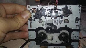 Электронное управление лентопротяжным механизмом от магнитофона.