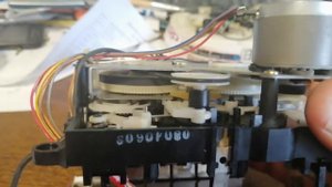 Регулировка пасиков на Sharp 939 по шкиву тон вала