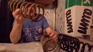 Японские пружины для французского трактора Рено Логан1