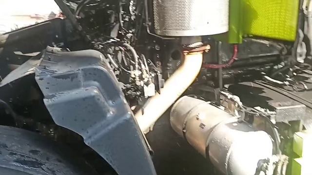 HOW TO REMOVE EXCESS HYDRAULIC OIL, GREASE STAINS FROM TRACTOR TRUCK смотреть онлайн