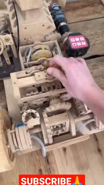 ДЕРЕВЯННЫЙ ДВИГАТЕЛЬ В ДЕЛЕ👍|SUBSCRIBE🙏#shorts смотреть онлайн